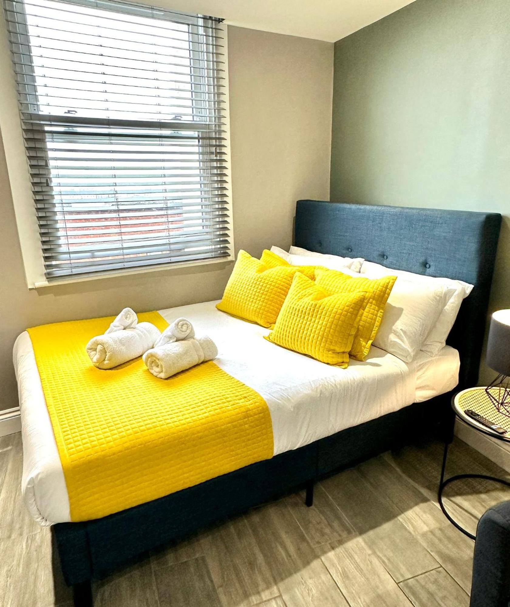 Apartmán Stylish Studio With Sea Views Hove Exteriér fotografie
